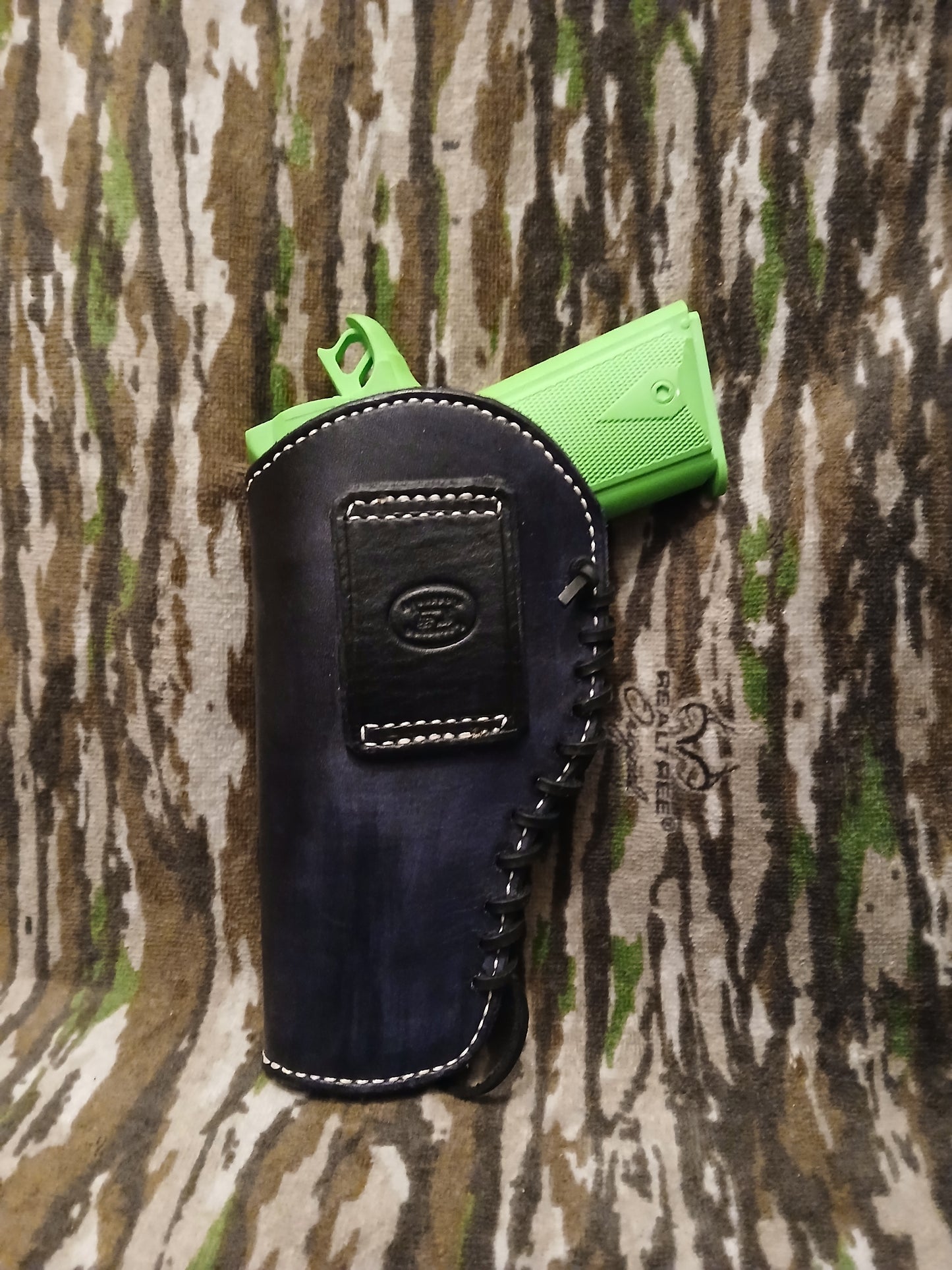 Black holster (large)