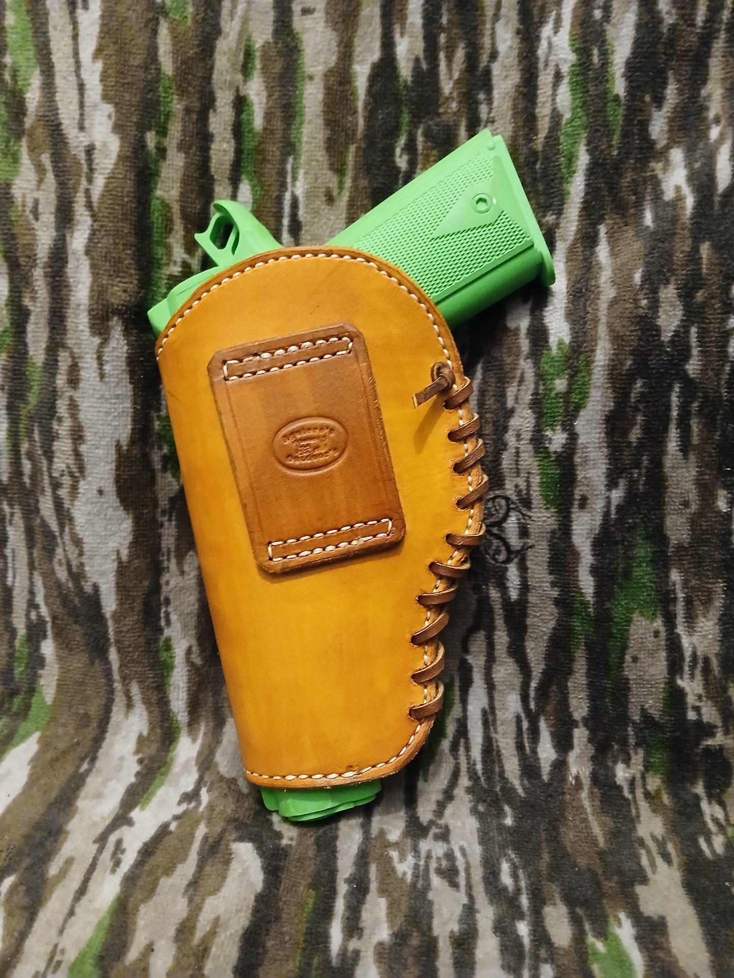 Saddle tan holster (medium)