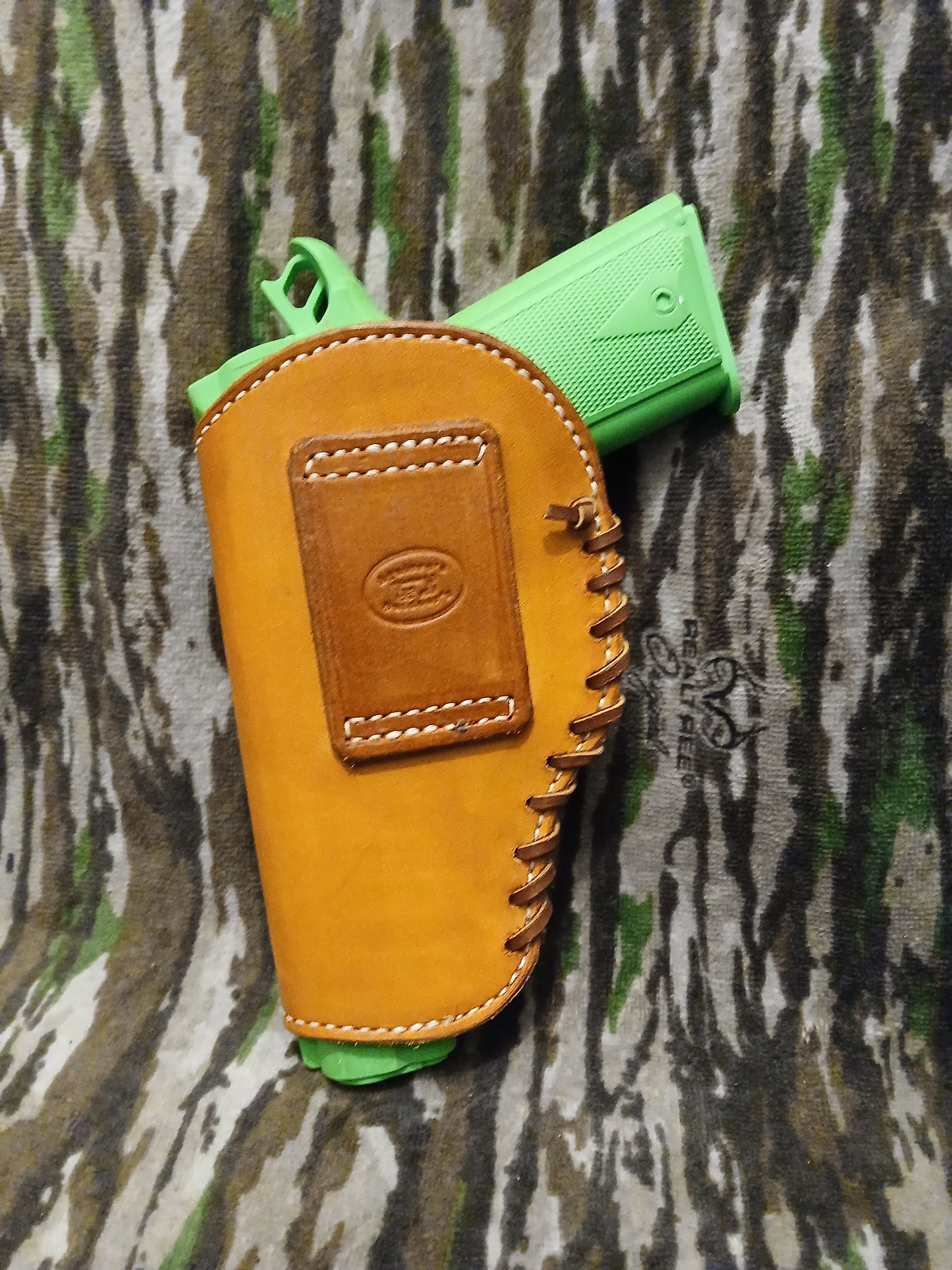 Saddle tan holster (medium)