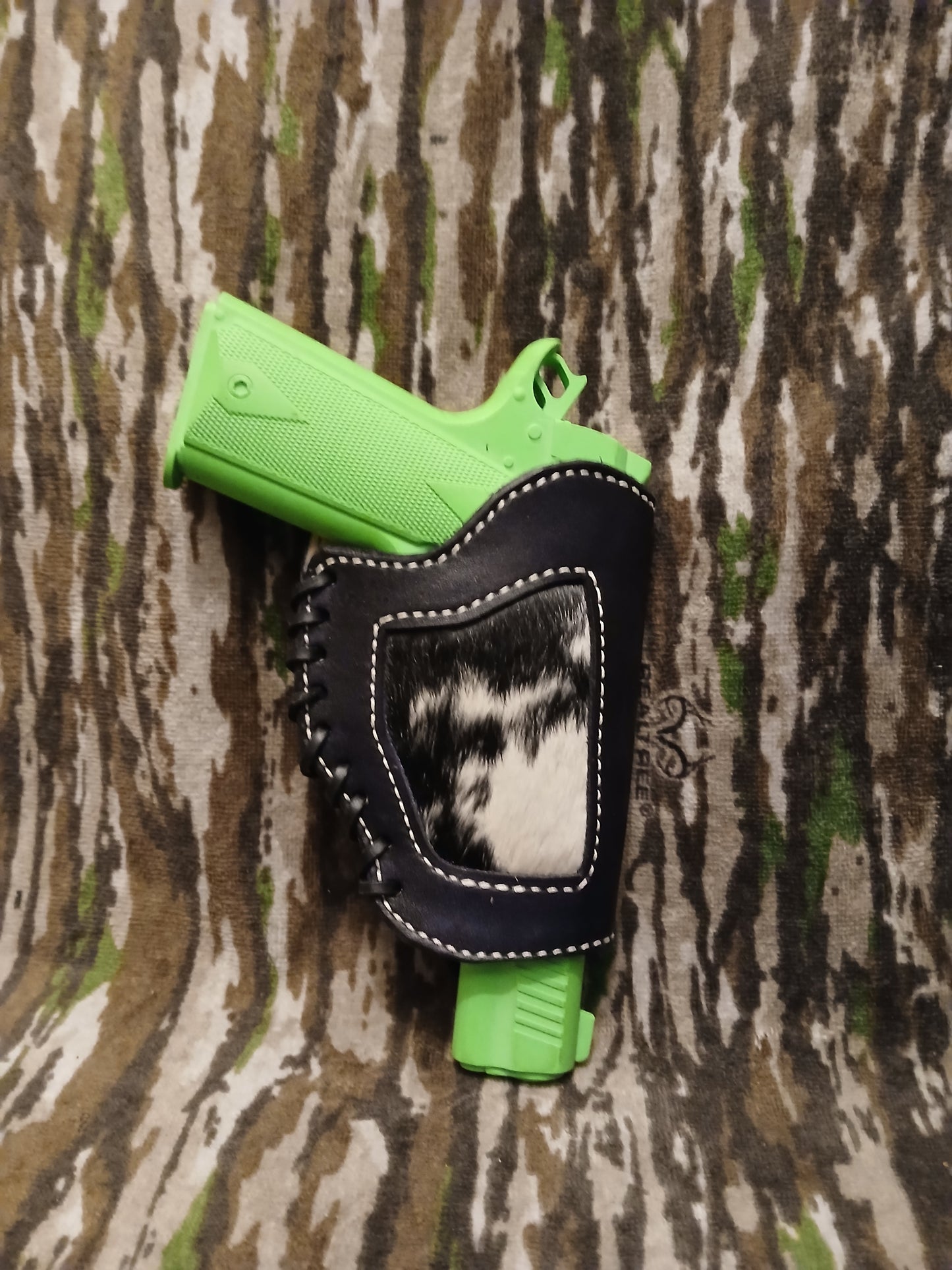 Black holster (small)