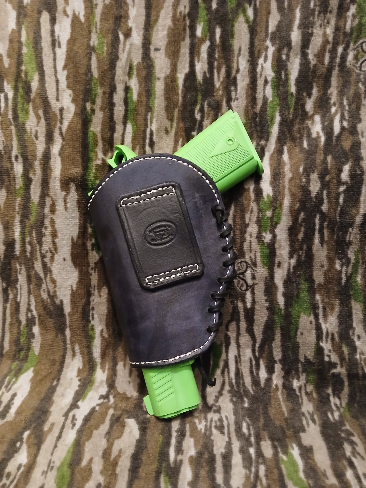 Black holster (small)